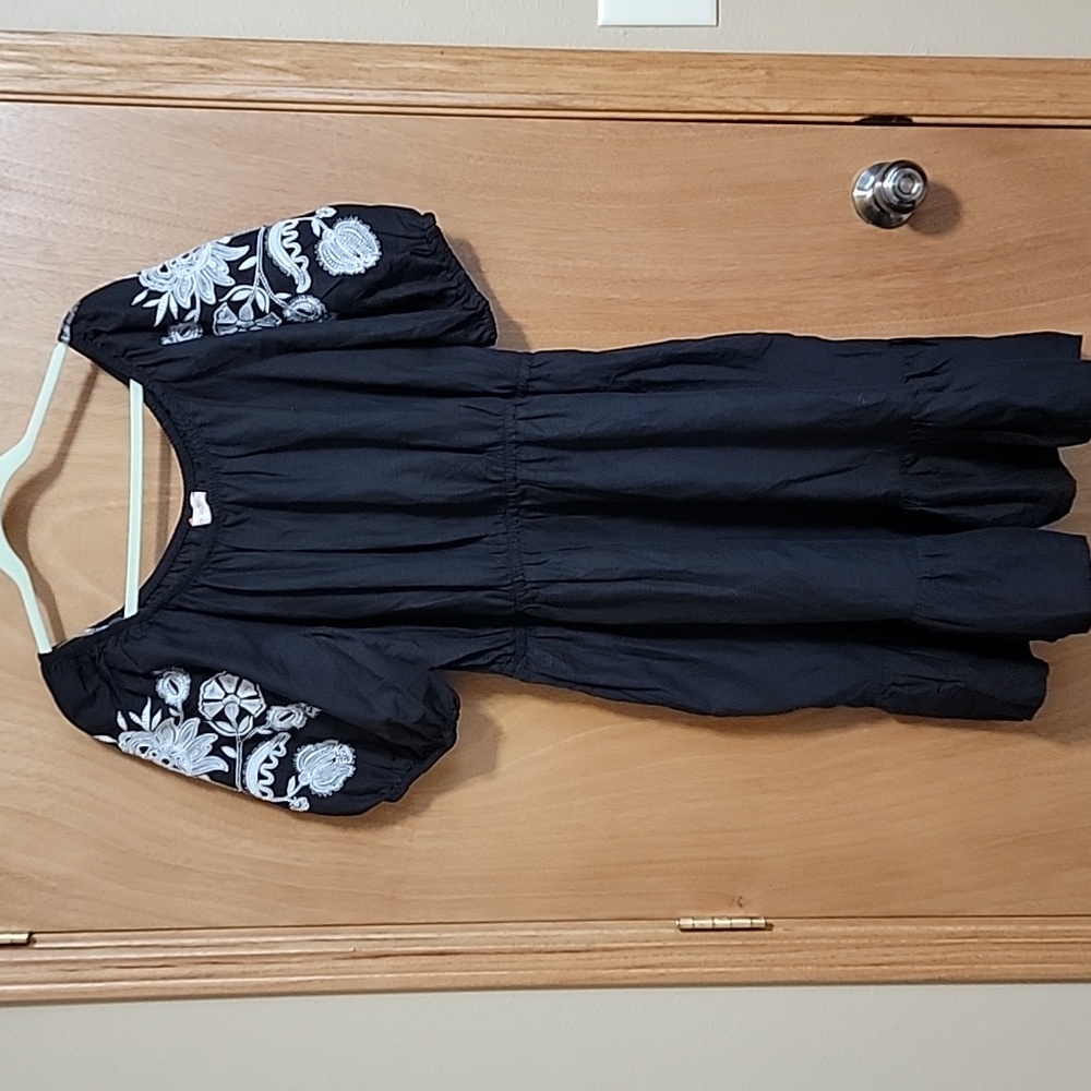 NWT Knox Rose Size large black and white dress with pockets